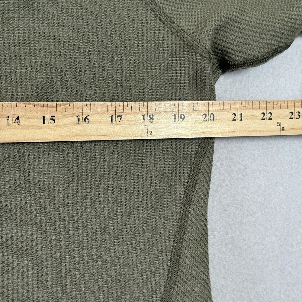 Kuhl Top Womens Large Green Petra Turtleneck Performance Lightweight Waffle Knit
